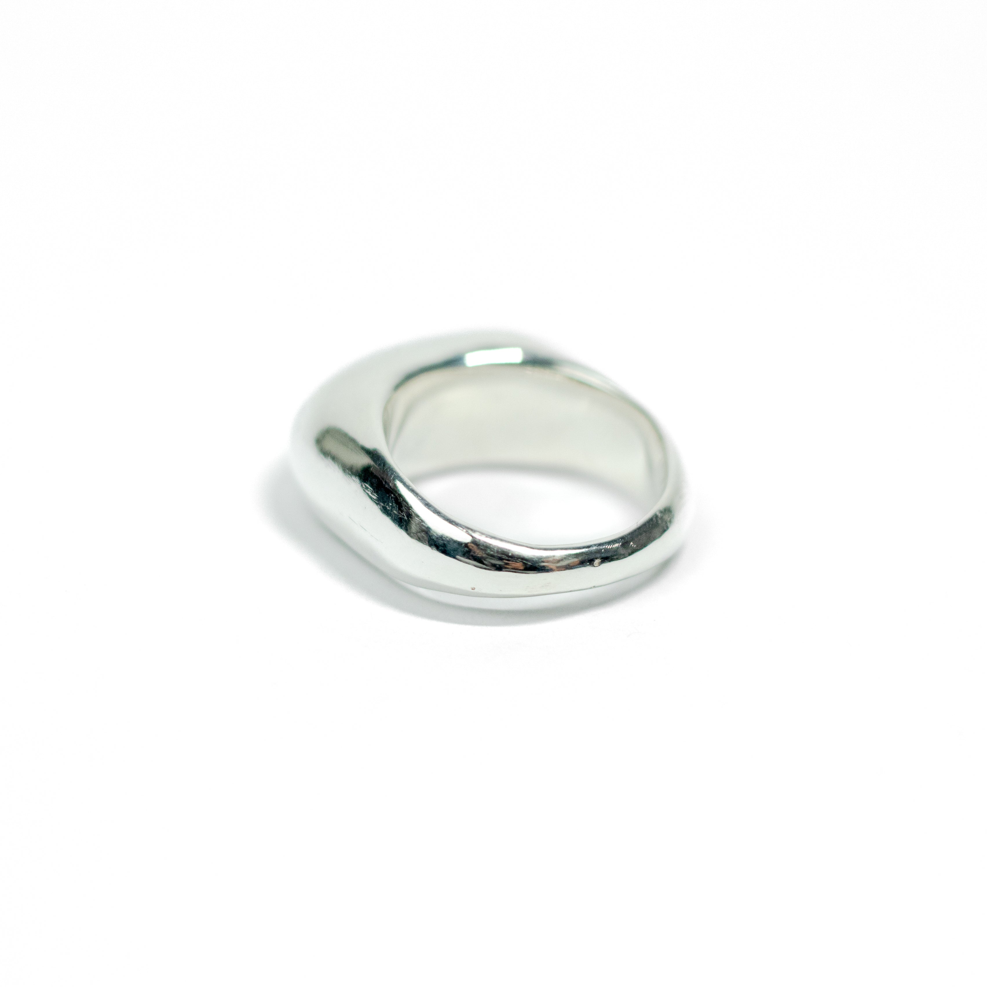 Oblong Ring