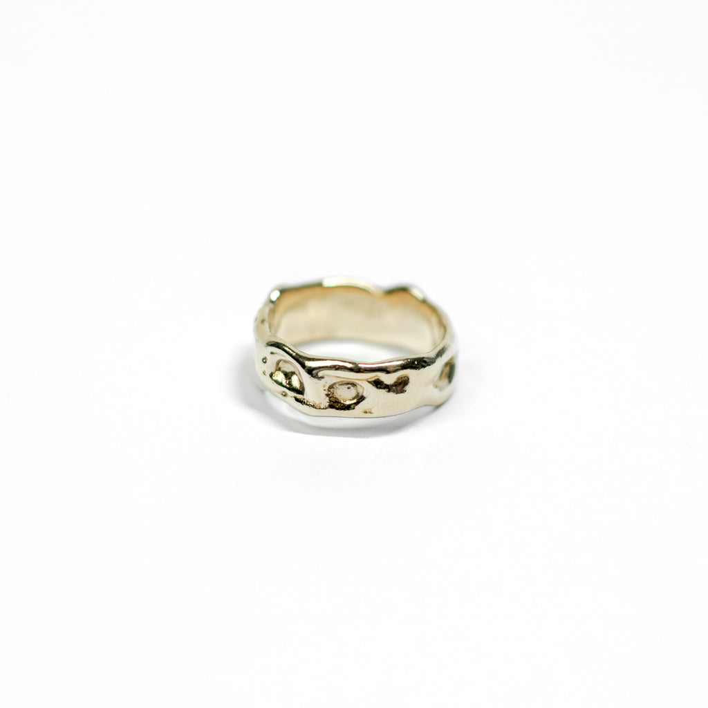 Waterhole ring - 9ct gold