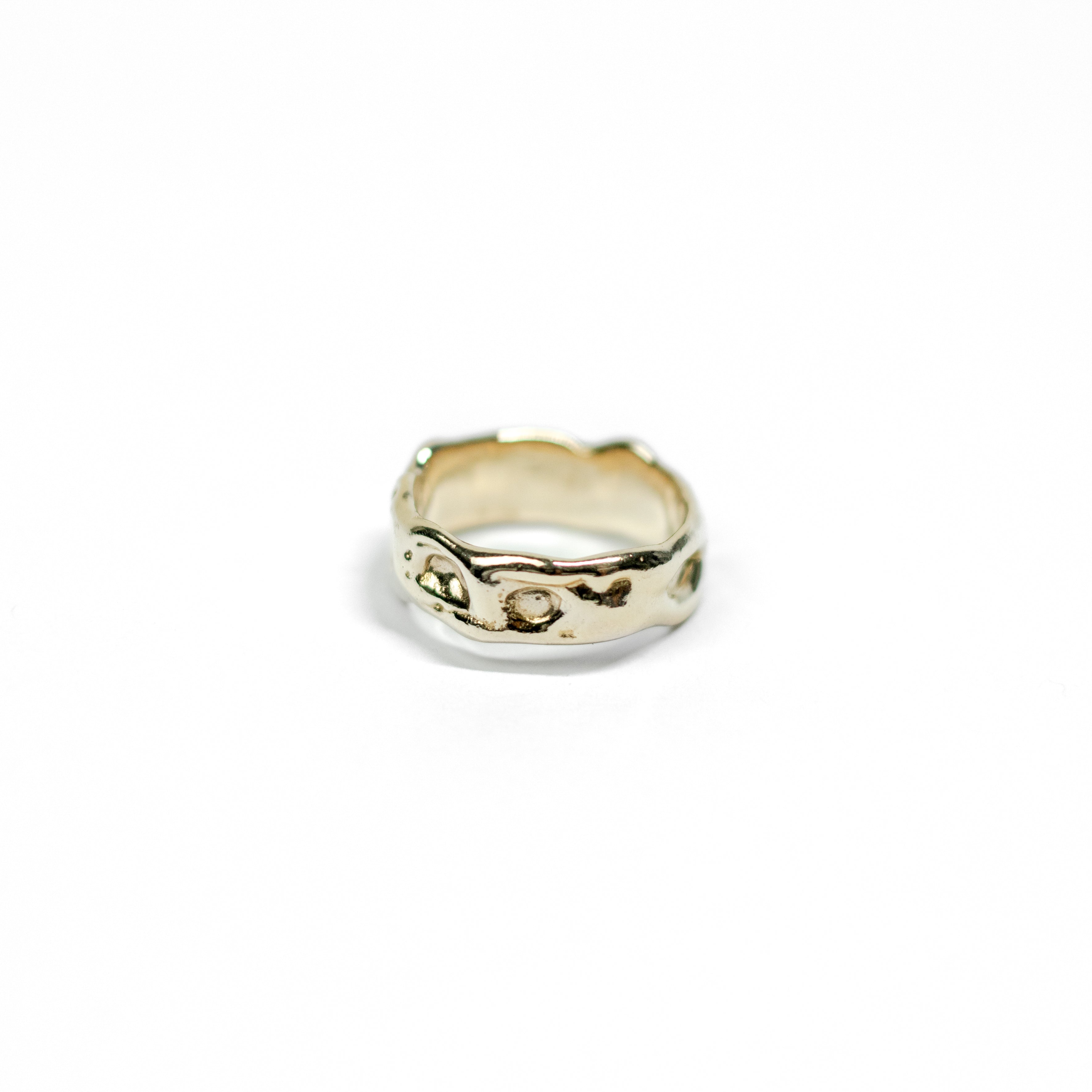 Waterhole ring - 9ct gold