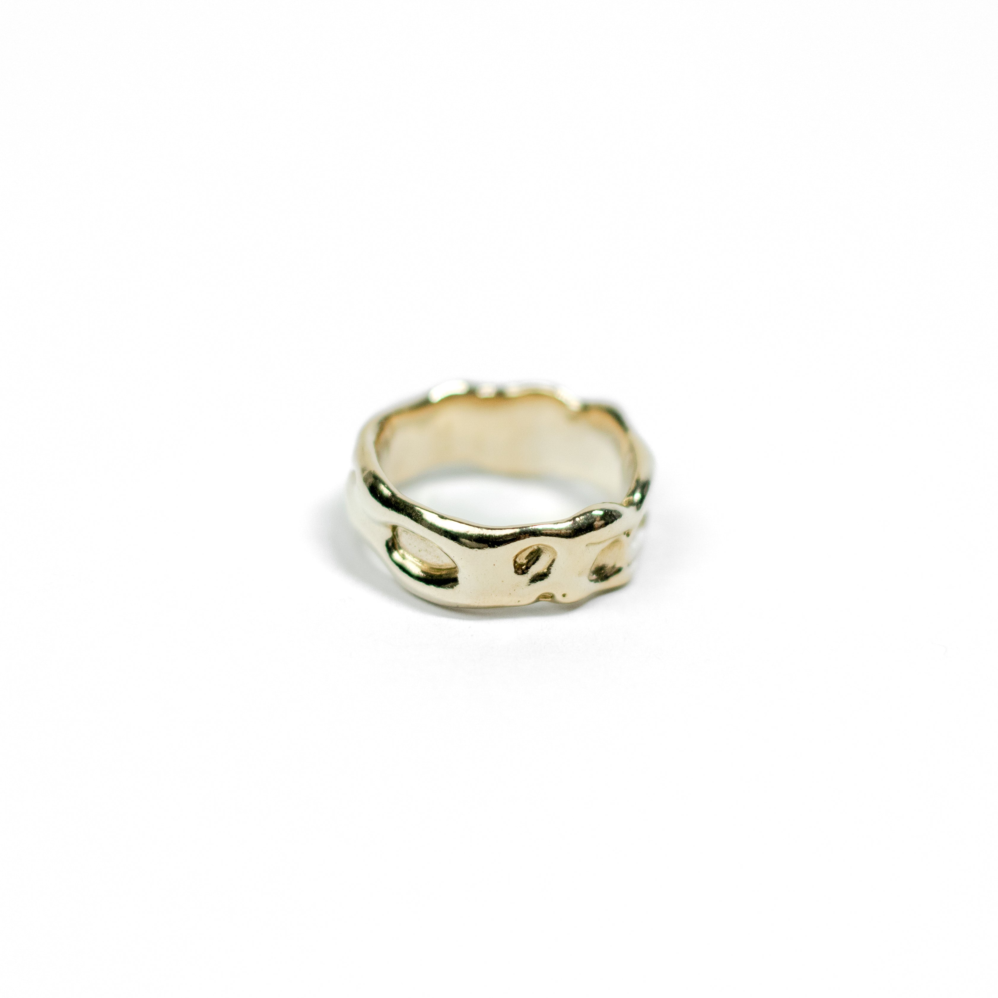 Waterhole ring - 9ct gold