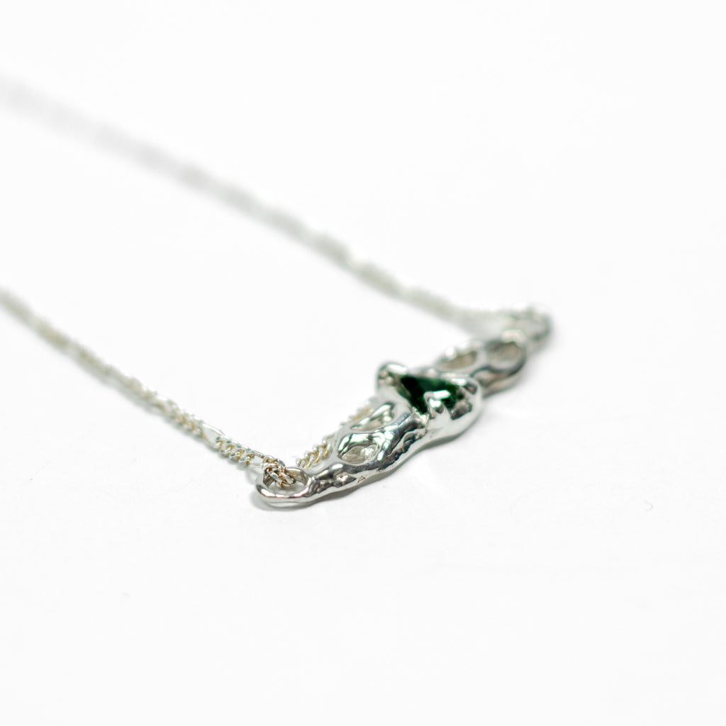 Chinup necklace