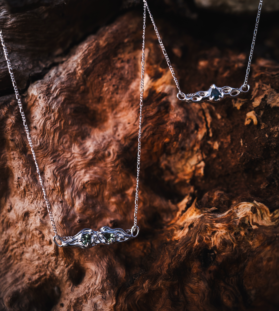 Chinup necklace